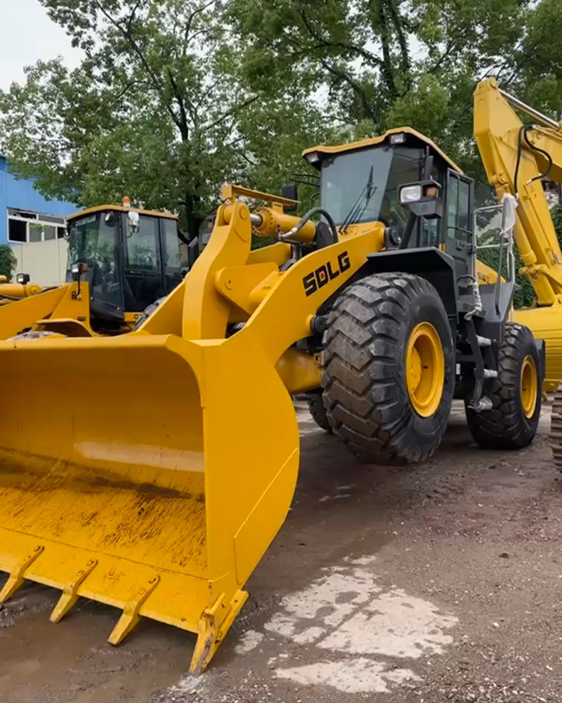 Încărcător Frontal SOLG L956F – 4,2 m3, second-hand