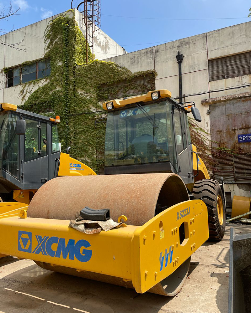 Compactor XCMG XS223J-2, 23 tone, second-hand