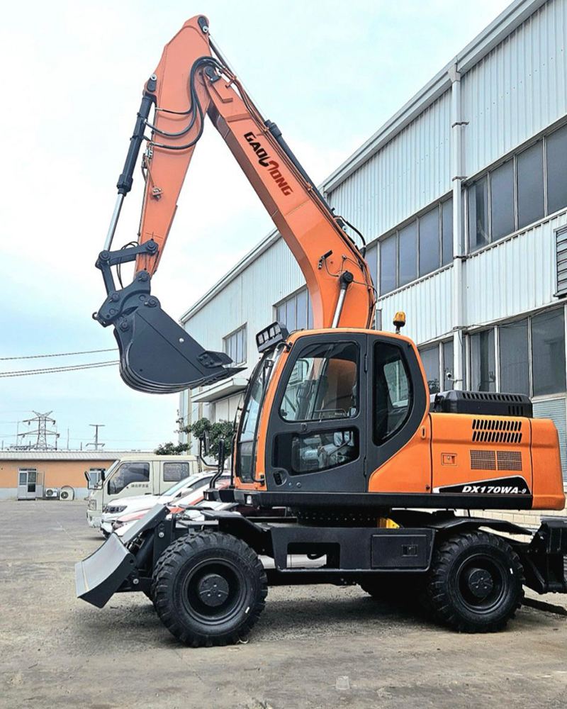 Excavator DX210W, 21 tone, Nou