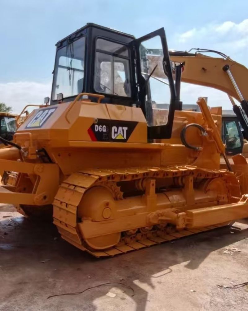 Buldozer CATERPILLAR D6G, second-hand
